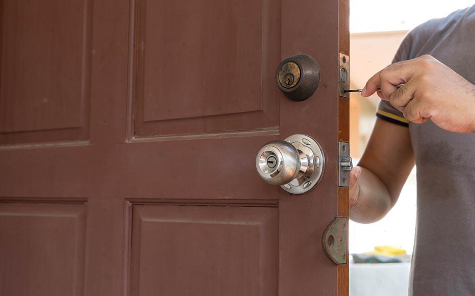 ouvrir une porte avec un trombone Crépy-en-Valois